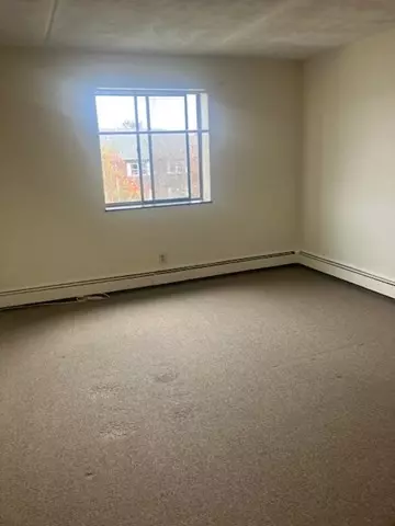 Waltham, MA 02453,51 Pond Street #39