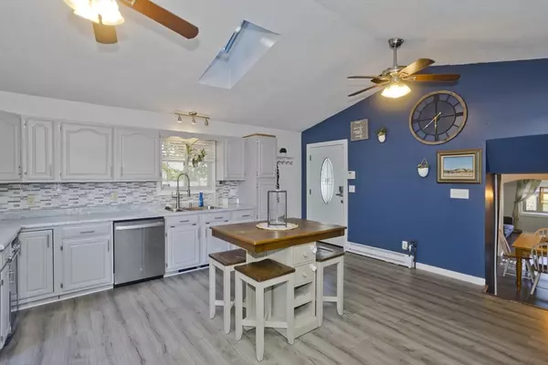 Ludlow, MA 01056,3 Fontaine St