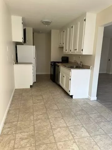 Shrewsbury, MA 01545,26F Shrewsbury Green Dr. #F