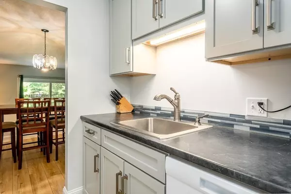 Falmouth, MA 02536,213 Falmouthport Dr #213