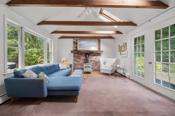 5 Cardinal Rd, Sandwich, MA 02563