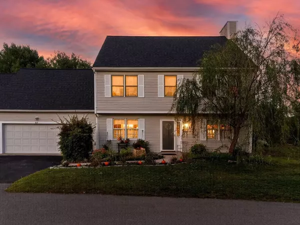 Walpole, MA 02081,127 Clear Pond Drive #127