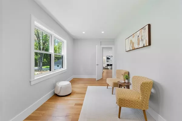 Lincoln, MA 01773,22 Lincoln Road