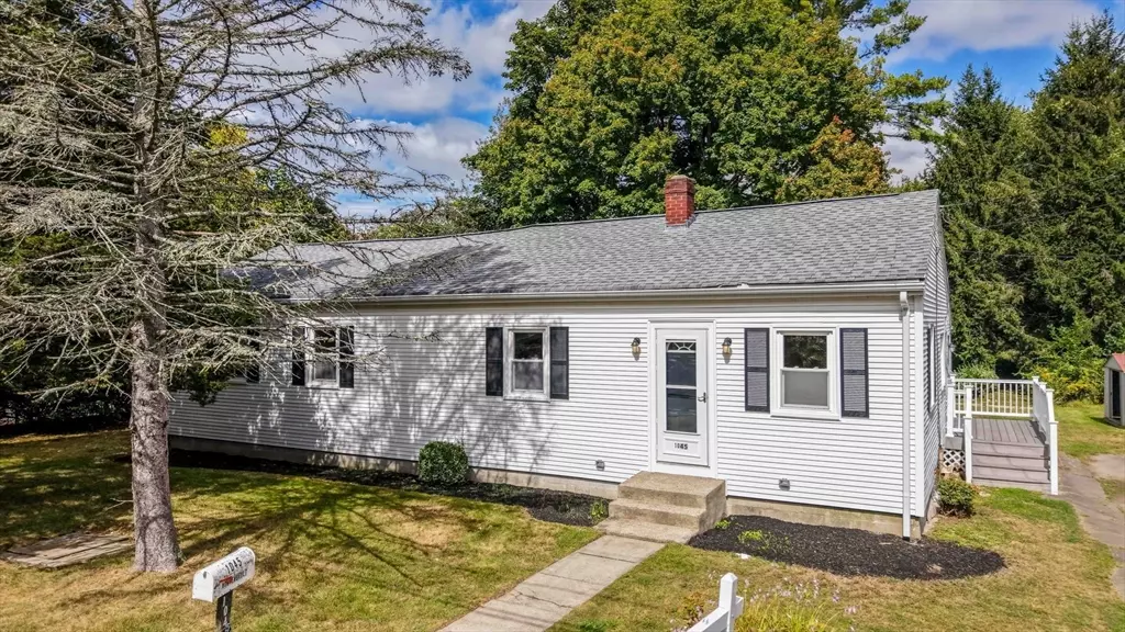 1045 Forbes St, New Bedford, MA 02745