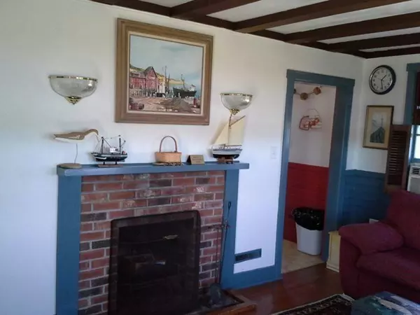 Orleans, MA 02653,37 Cranberry Hwy #3