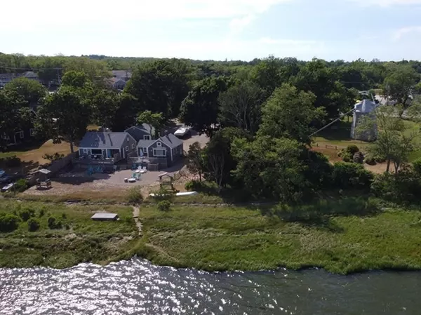 Orleans, MA 02653,37 Cranberry Hwy #3