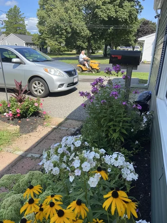 Whitman, MA 02382,262 Homeland Drive