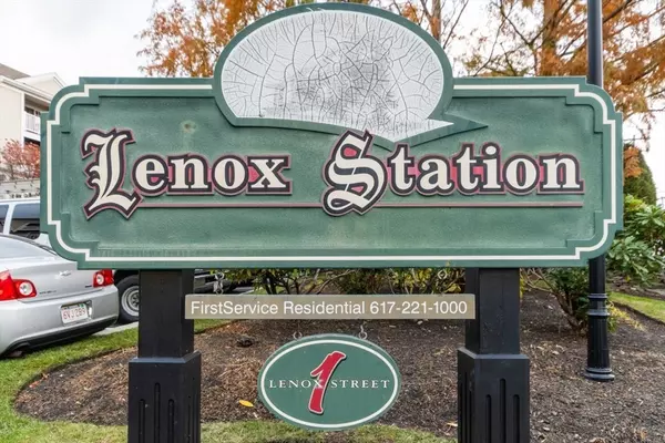 1 Lenox Street #312, Norwood, MA 02062