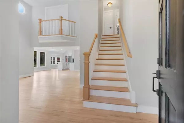 Barnstable, MA 02601,15 Square Rigger Ln