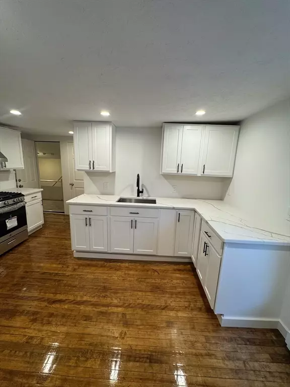 Leominster, MA 01453,213 Mechanic #3