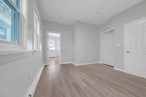 Revere, MA 02151,54 Shirley Ave #6