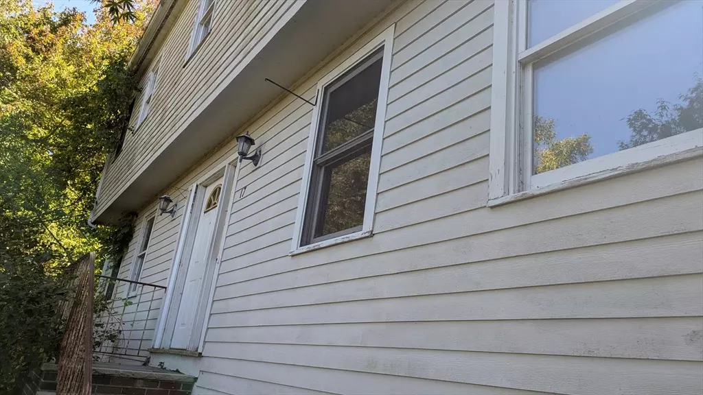 17 Ferry Rd., Methuen, MA 01844