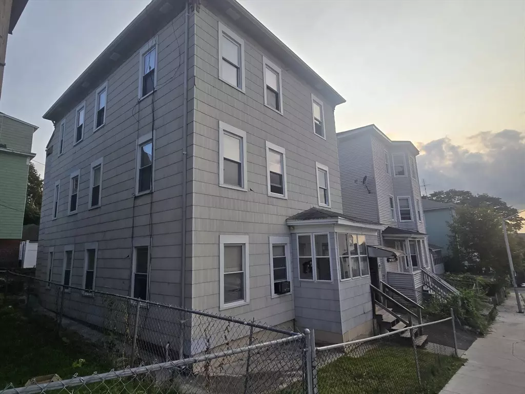 Worcester, MA 01605,10 East Kendall St #3