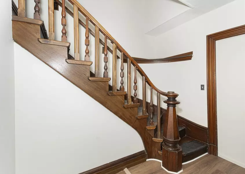 963 Main St #2, Leicester, MA 01524