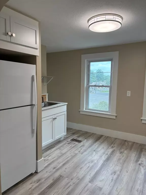 Wilbraham, MA 01095,2775 Boston Road #2