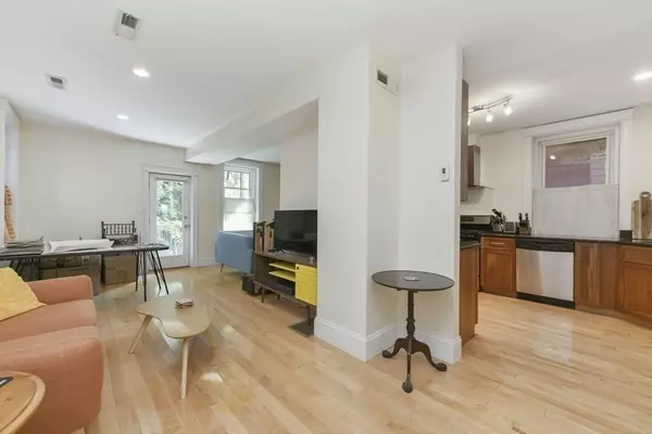 Boston, MA 02128,73 Lubec Street #1R