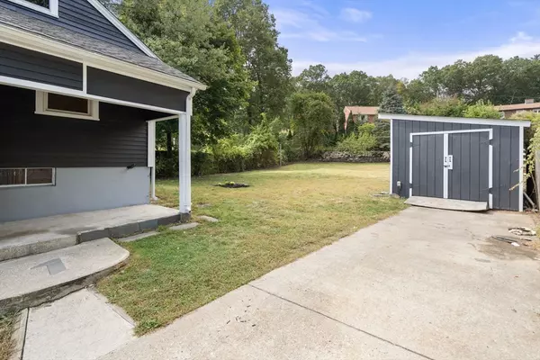 Hopedale, MA 01747,211A S Main Street