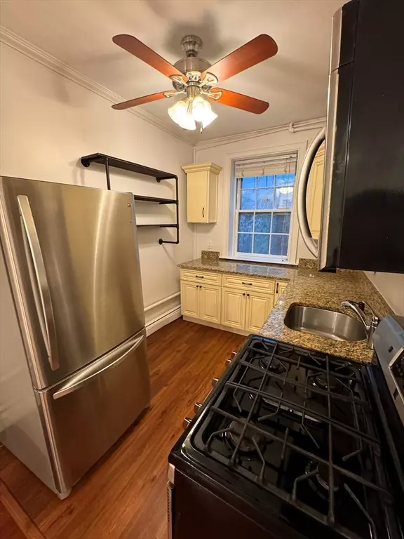 Brookline, MA 02446,1253 Beacon St. #BB3