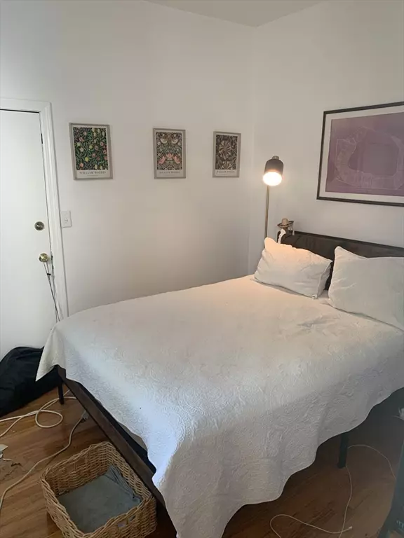 Somerville, MA 02145,46 Florence St #1