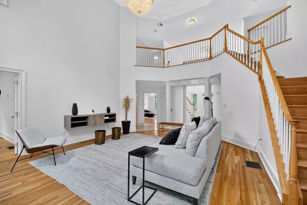Hopkinton, MA 01748,4 Summit Way #1
