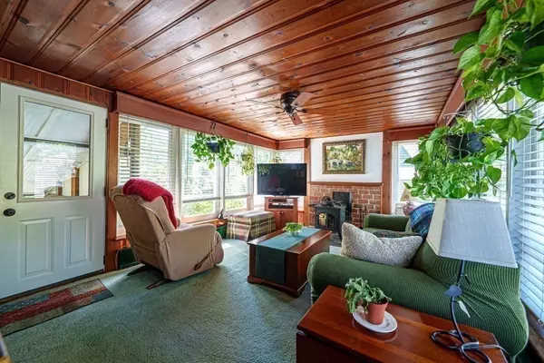 Hopkinton, MA 01748,6 Yale Road