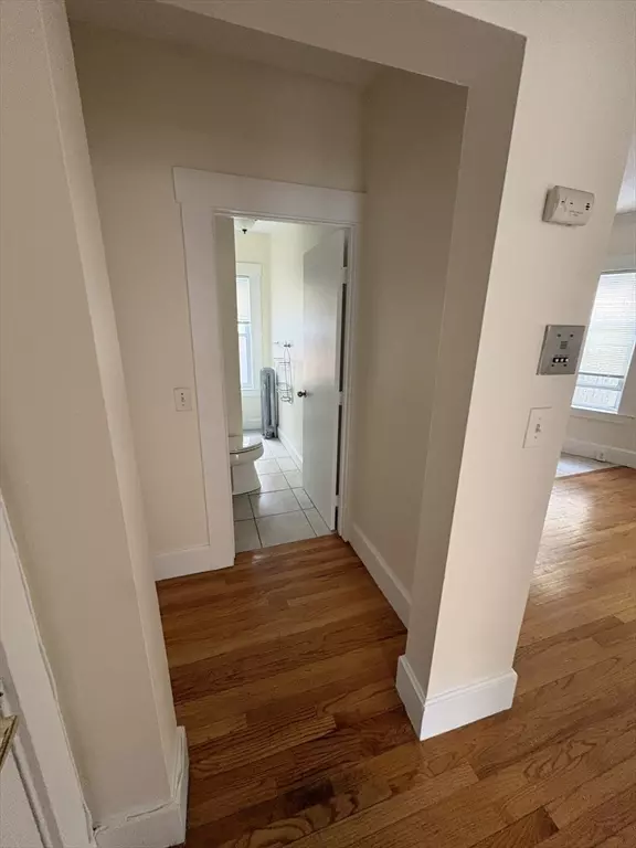 Cambridge, MA 02140,27 Forest St #1