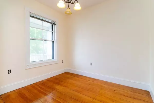 Boston, MA 02125,77 Savin Hill #1