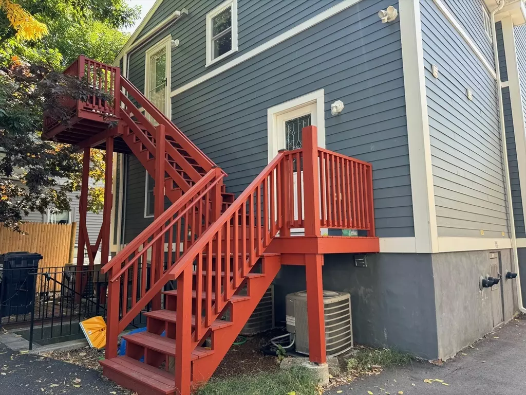 Cambridge, MA 02140,179 Rindge Ave #1