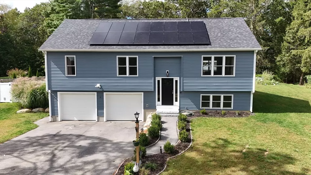 Sturbridge, MA 01566,8 Hillside Dr