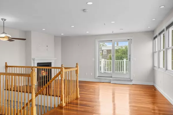 Boston, MA 02127,647 East 3rd #2