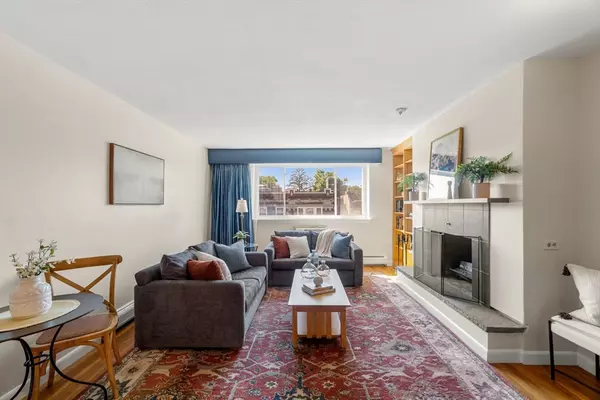 Cambridge, MA 02138,9 Chauncy St #61