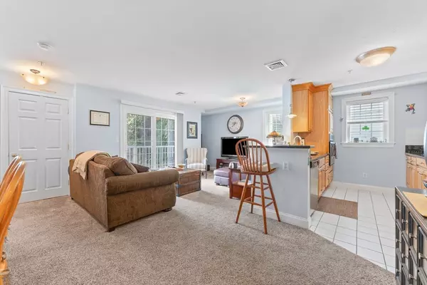 Canton, MA 02021,21 Wall St #B