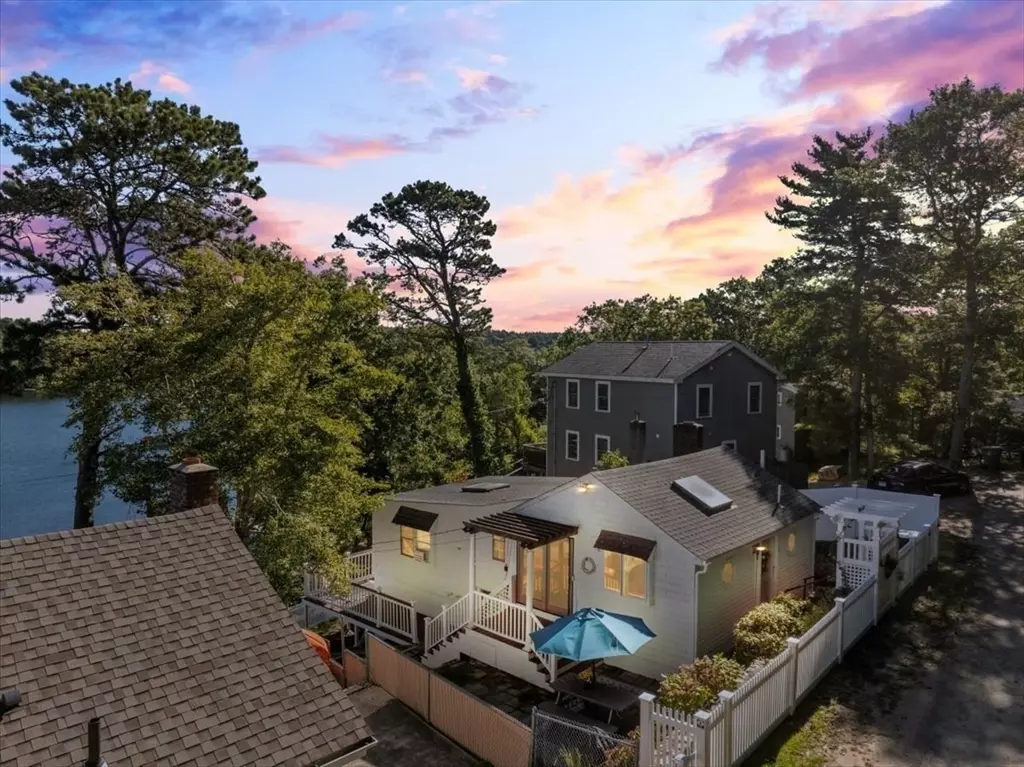 Plymouth, MA 02360,21 Hillside Road