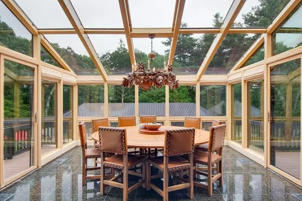 Framingham, MA 01701,6 Mountain View Dr