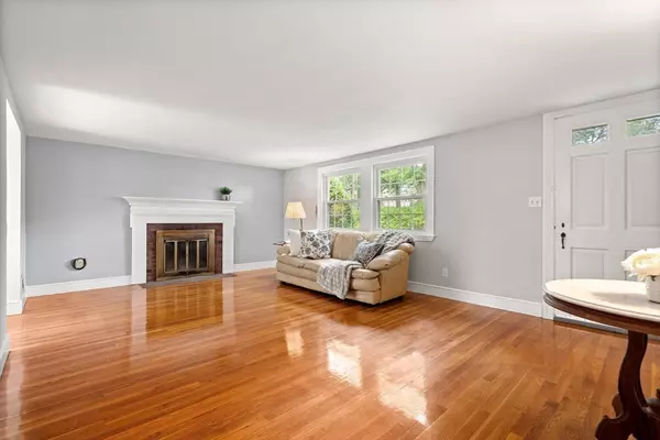 Marblehead, MA 01945,100 Village St.