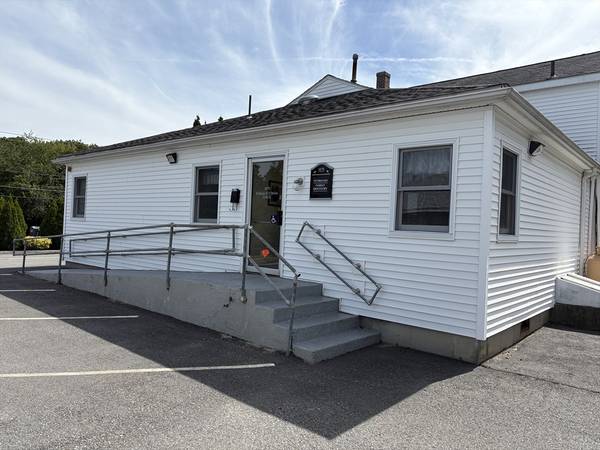1079 Central St #2, Leominster, MA 01453
