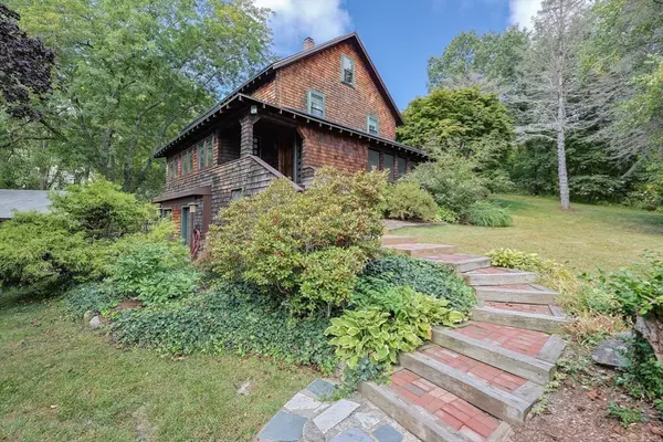 Southborough, MA 01772,58 Pine Hill Road