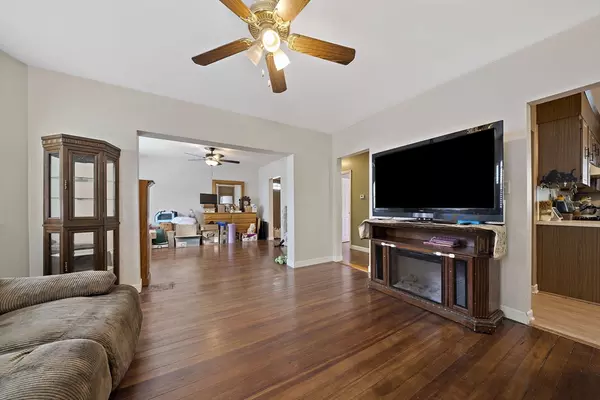 Quincy, MA 02169,54 Hudson St