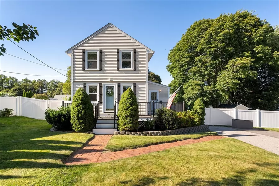 35 Seminole Ave, Weymouth, MA 02188