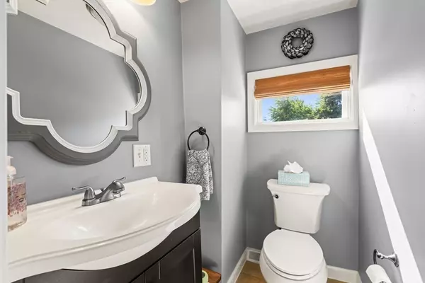 Weymouth, MA 02188,35 Seminole Ave
