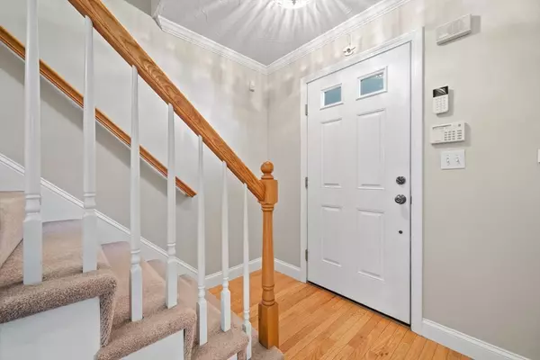 Worcester, MA 01606,32 Whispering Pine Cir #32
