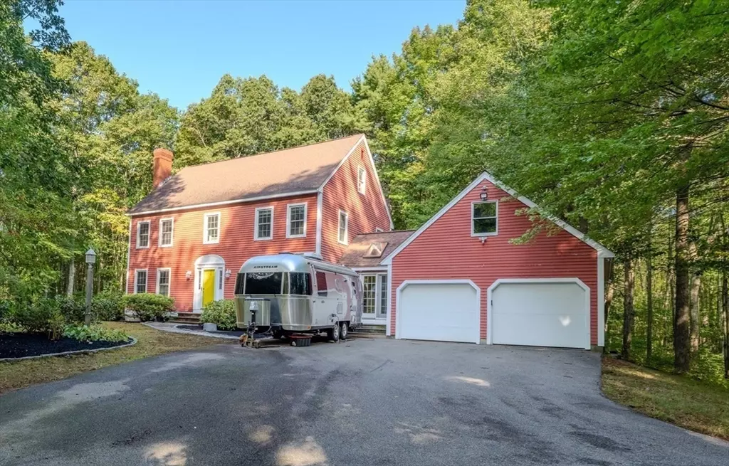 Merrimac, MA 01860,36 Orchard St