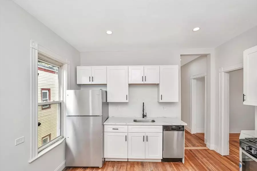 41 Dix St #2, Boston, MA 02122