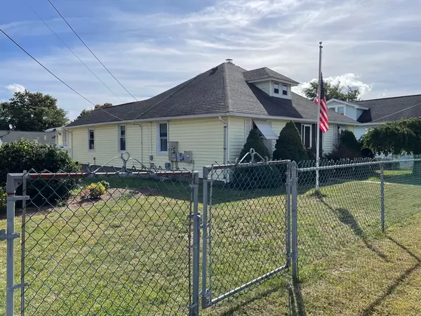 Ludlow, MA 01056,172-174 Cedar Street