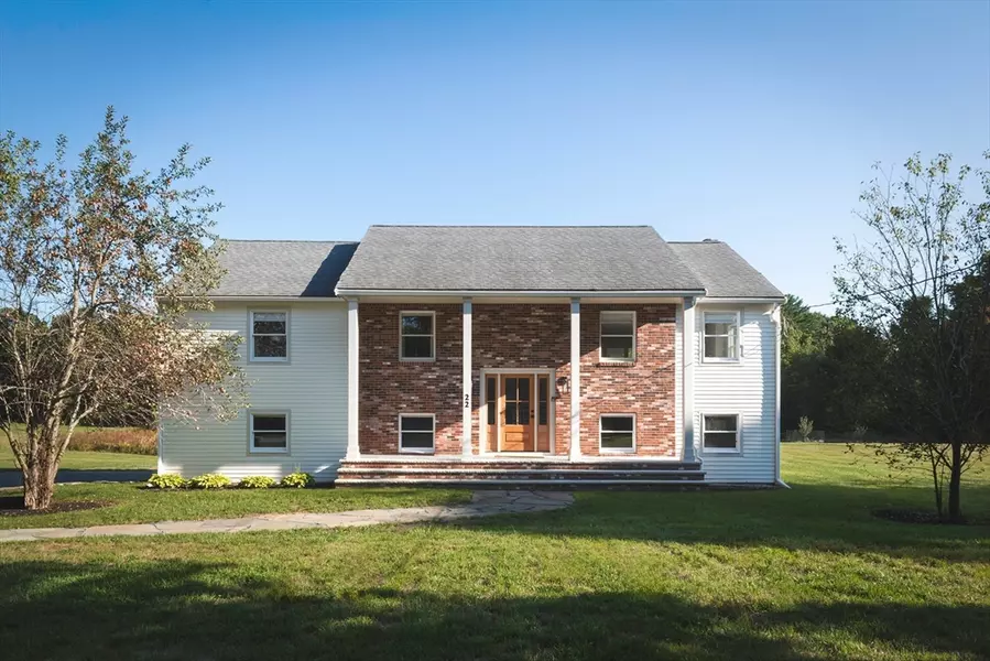 22 Sagamore Rd, Ipswich, MA 01938