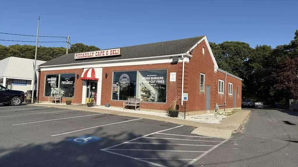 Yarmouth, MA 02664,1105 Route 28