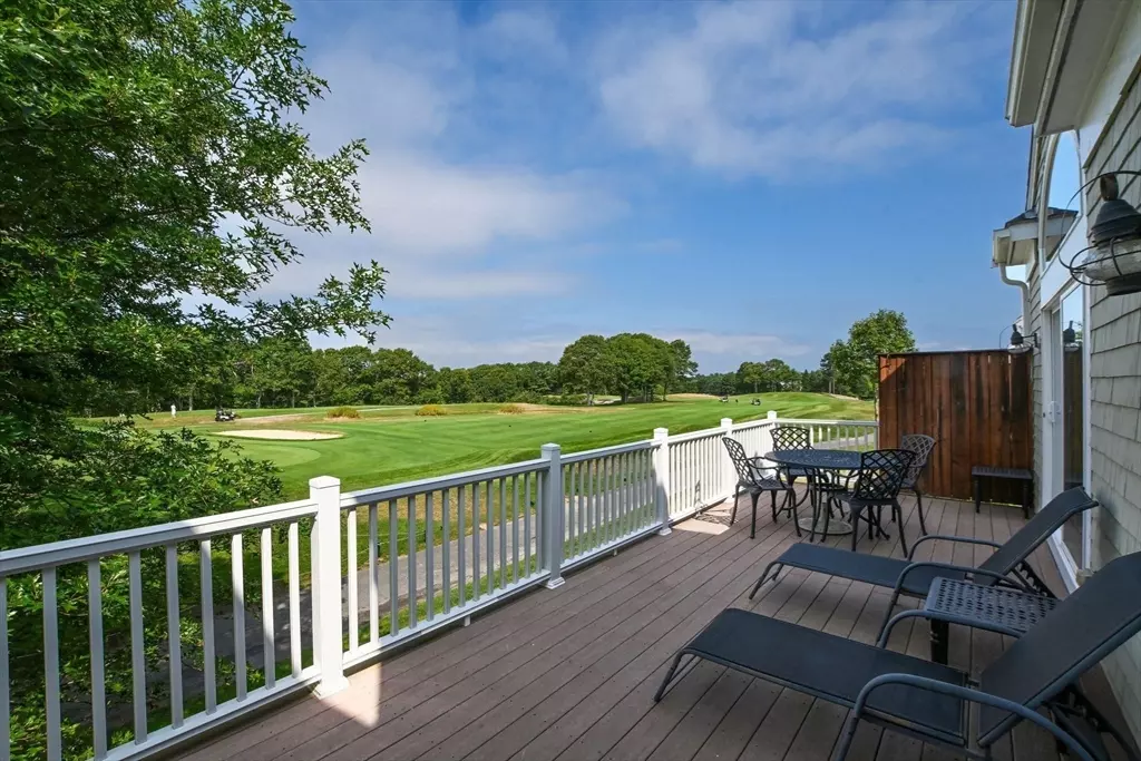 Bourne, MA 02532,16 Amberwood Ct #16