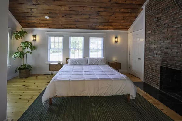 Yarmouth, MA 02675,28 Seminole Dr