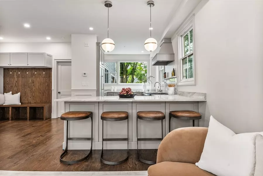 194 Green Street #194, Cambridge, MA 02139