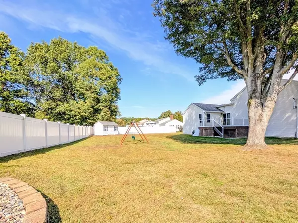 Agawam, MA 01001,209 Pineview Circle